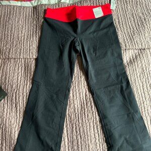NWT women's Gap Fit gdance slim boot leggings in dark gray w/ pink waist size XL